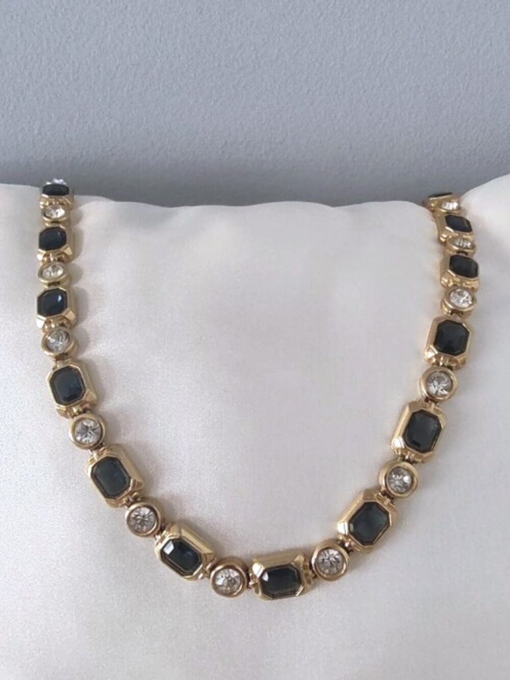 Nina Ricci vintage 80s 90s goldplated crystal statement necklace choker EUC